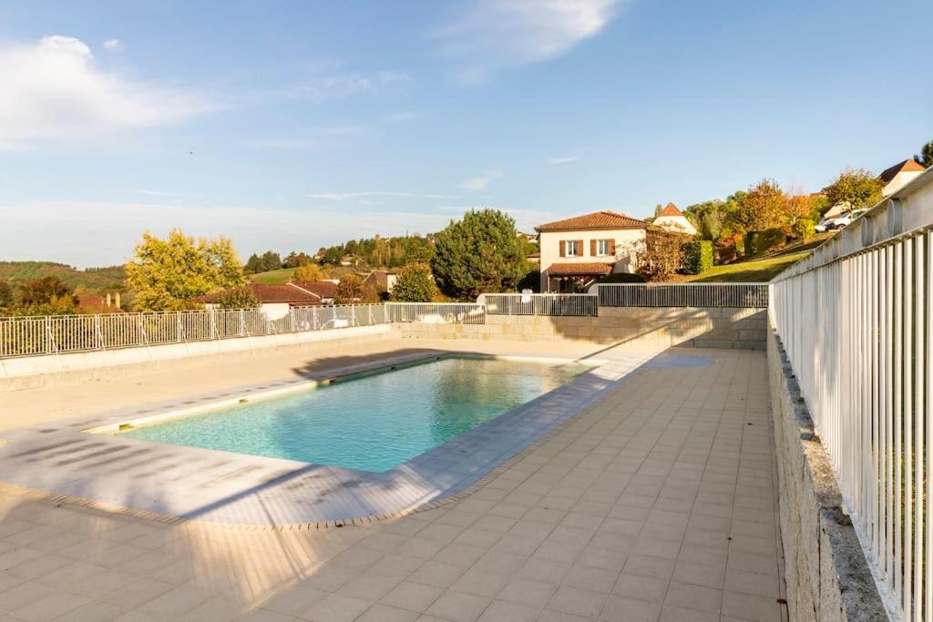 Sarlat, Apptmt T3 Residence Clim Piscine Parking Kültér fotó
